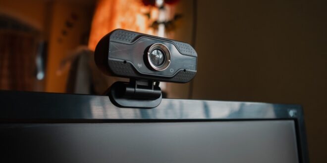 Best Amazon Webcam 2023: Review of $50 EMEET External Cam Deal